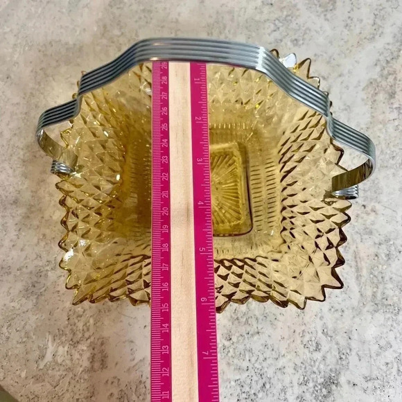 Vintage Yellow Silver-Tone Handle Diamond Amber Gold Sawtooth Edge Candy Dish - Picture 9 of 12